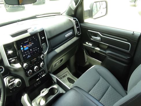 Certified 2025 RAM 1500 Big Horn AWD/4WD image 15