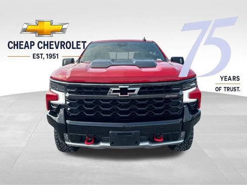 Used 2024 Chevrolet Silverado 1500 ZR2 AWD/4WD image 8
