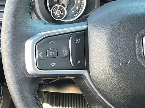Used 2025 RAM 2500 Big Horn AWD/4WD image 18