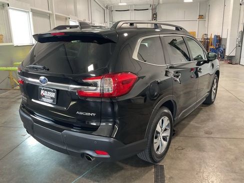 Used 2024 Subaru Ascent Premium w/ Convenience Package image 6