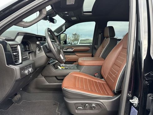 Certified 2025 GMC Sierra 2500 Denali Ultimate w/ Max Trailering Package image 26