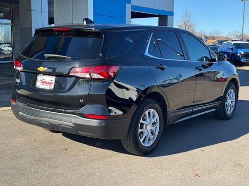 Used 2022 Chevrolet Equinox LT image 3