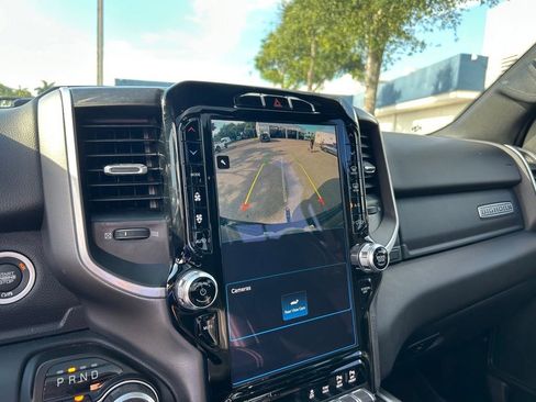 Used 2022 RAM 1500 Big Horn AWD/4WD image 13