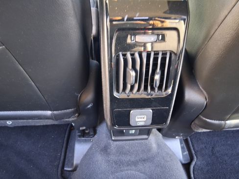 Used 2022 Jeep Compass Limited AWD/4WD image 16