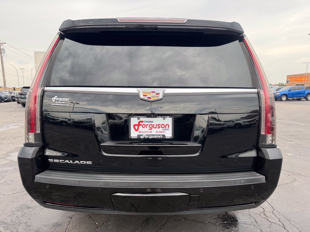 Used 2018 Cadillac Escalade ESV Platinum AWD/4WD image 15