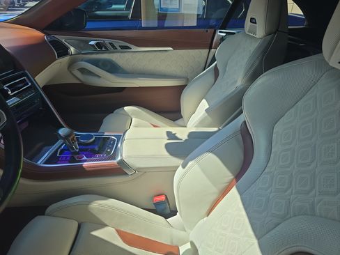 Used 2020 BMW M8 Convertible w/ M Driver's Package AWD/4WD image 4