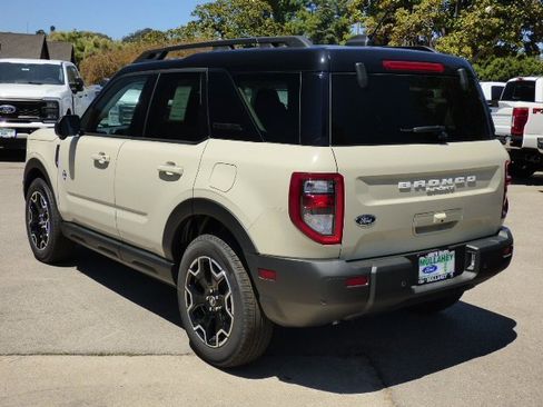 New 2025 Ford Bronco Sport Outer Banks w/ Outer Banks Tech Package+ image 20