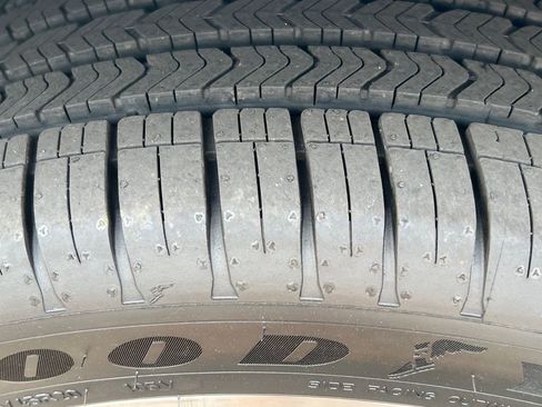 Used 2022 Mercedes-Benz GLC 300 4MATIC Coupe image 8