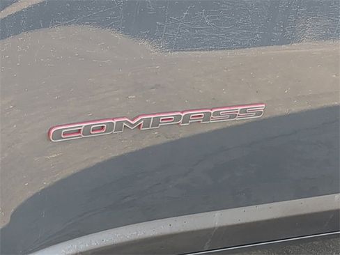 Used 2017 Jeep Compass Trailhawk w/ Navigation Group image 12