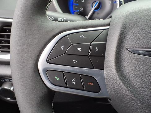 New 2026 Chrysler Voyager LX image 15