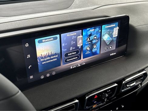 New 2026 Nissan Sentra SV w/ SV Convenience Package FWD image 8