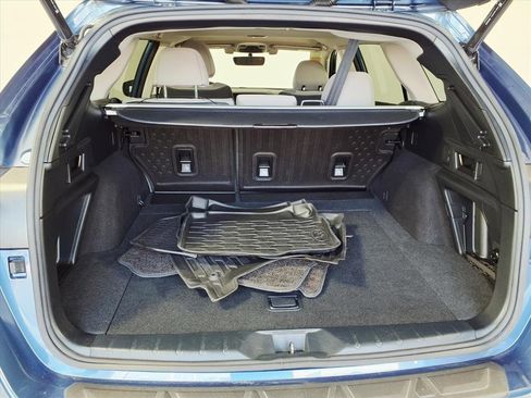 Used 2021 Subaru Outback Premium image 9