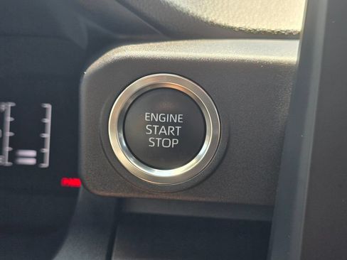 Used 2025 Toyota 4Runner SR5 AWD/4WD image 56