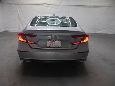 Used 2018 Honda Accord EX image 6