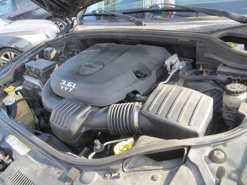 Used 2012 Jeep Grand Cherokee Laredo image 9