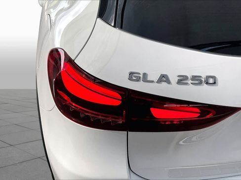 Certified 2026 Mercedes-Benz GLA 250 4MATIC image 29