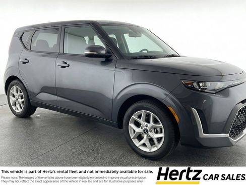 Used 2025 Kia Soul LX w/ LX Technology Package image 1