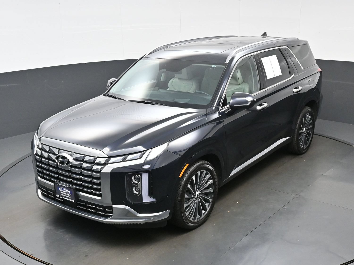 Certified 2024 Hyundai Palisade Calligraphy AWD/4WD image 37