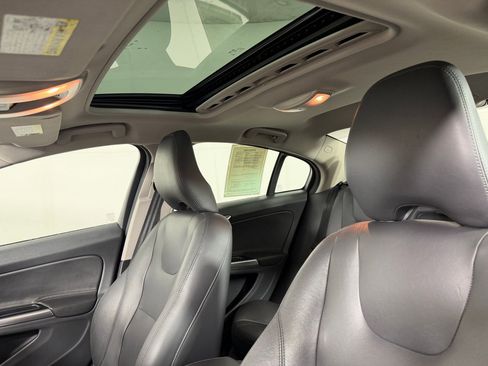 Used 2016 Volvo S60 T5 Premier FWD image 15