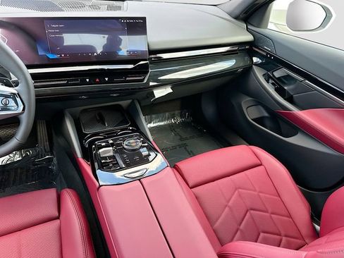 Used 2026 BMW 530i image 18