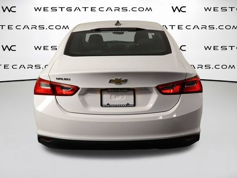 Used 2023 Chevrolet Malibu LS FWD image 4