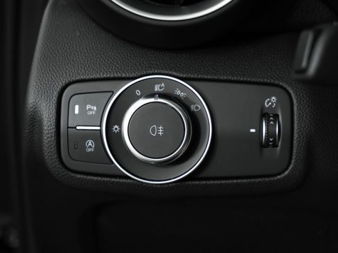 New 2025 Alfa Romeo Giulia w/ Veloce Package Rwd image 32