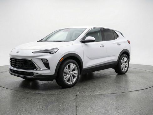 Used 2025 Buick Encore GX Preferred FWD image 3