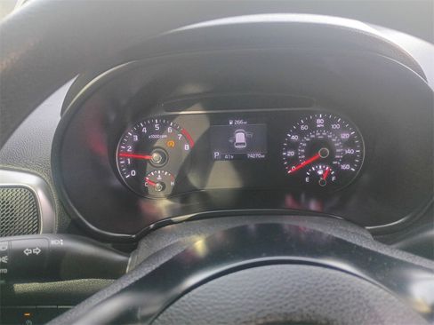 Used 2021 Kia Soul LX image 20