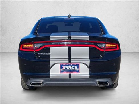 Used 2023 Dodge Charger SXT image 6