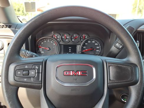 Used 2026 GMC Sierra 1500 Pro w/ Pro Value Package AWD/4WD image 17