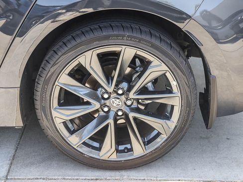 Certified 2025 Toyota Corolla SE FWD image 11