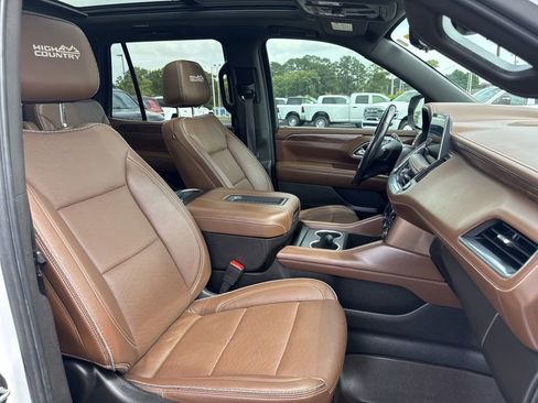 Used 2021 Chevrolet Tahoe High Country image 31