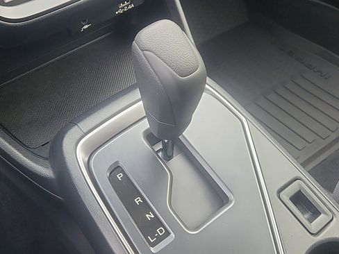 Certified 2025 Subaru Impreza 2.0i image 14