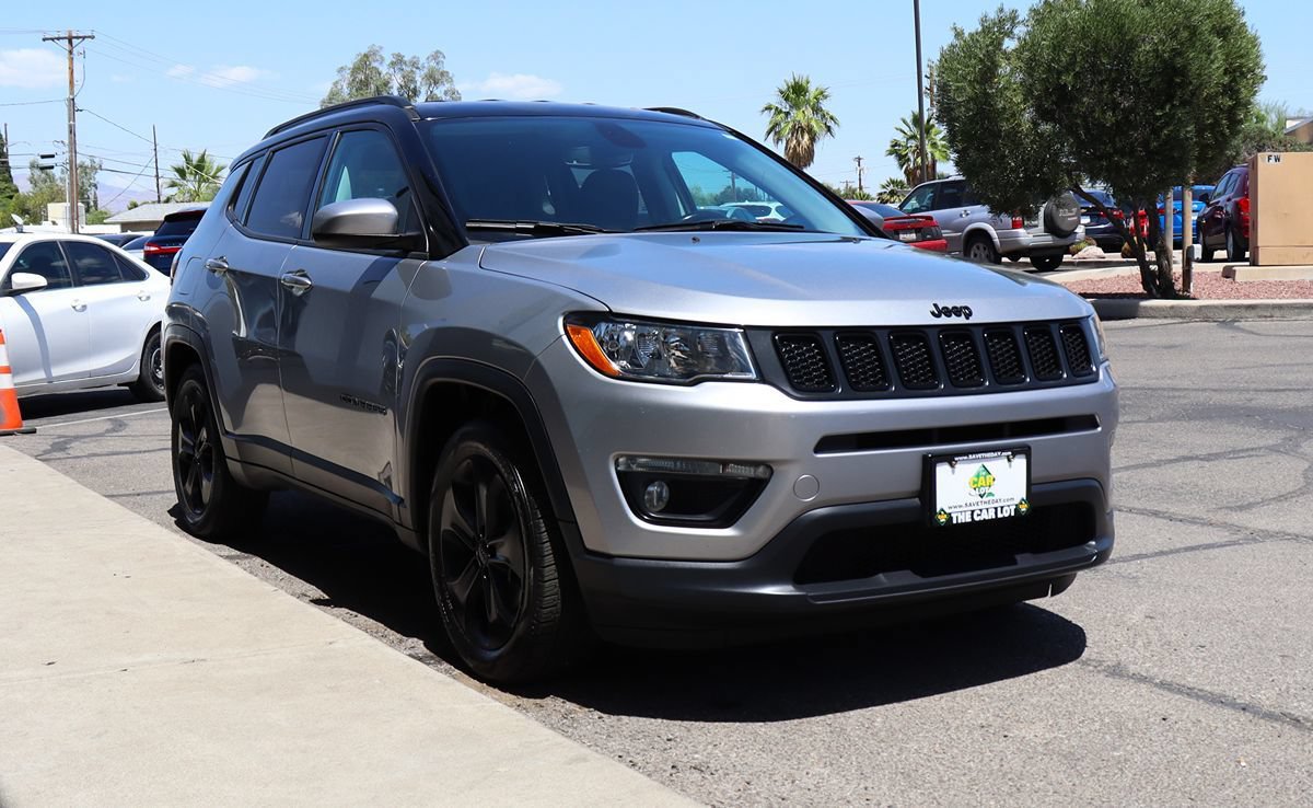 Used 2020 Jeep Compass Latitude FWD image 14