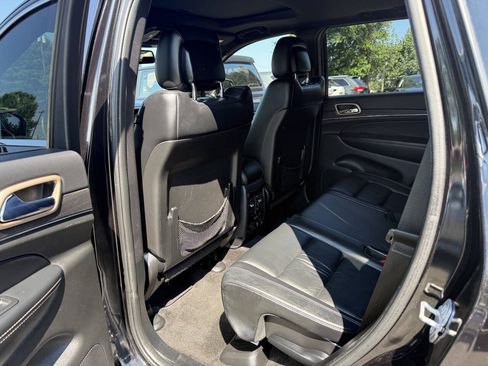Used 2015 Jeep Grand Cherokee Limited AWD/4WD image 10