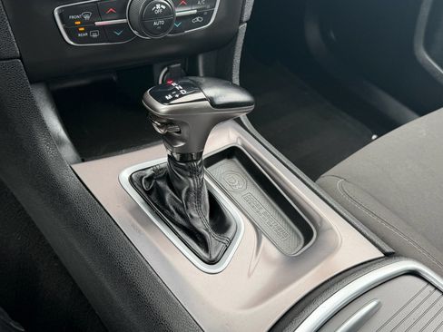 Used 2021 Dodge Charger R/T w/ Navigation & Travel Group image 15