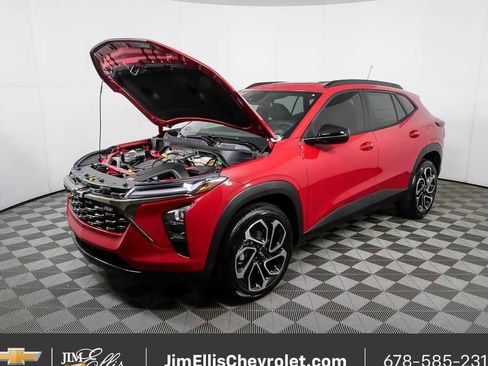 New 2026 Chevrolet Trax RS w/ Sunroof Package image 31