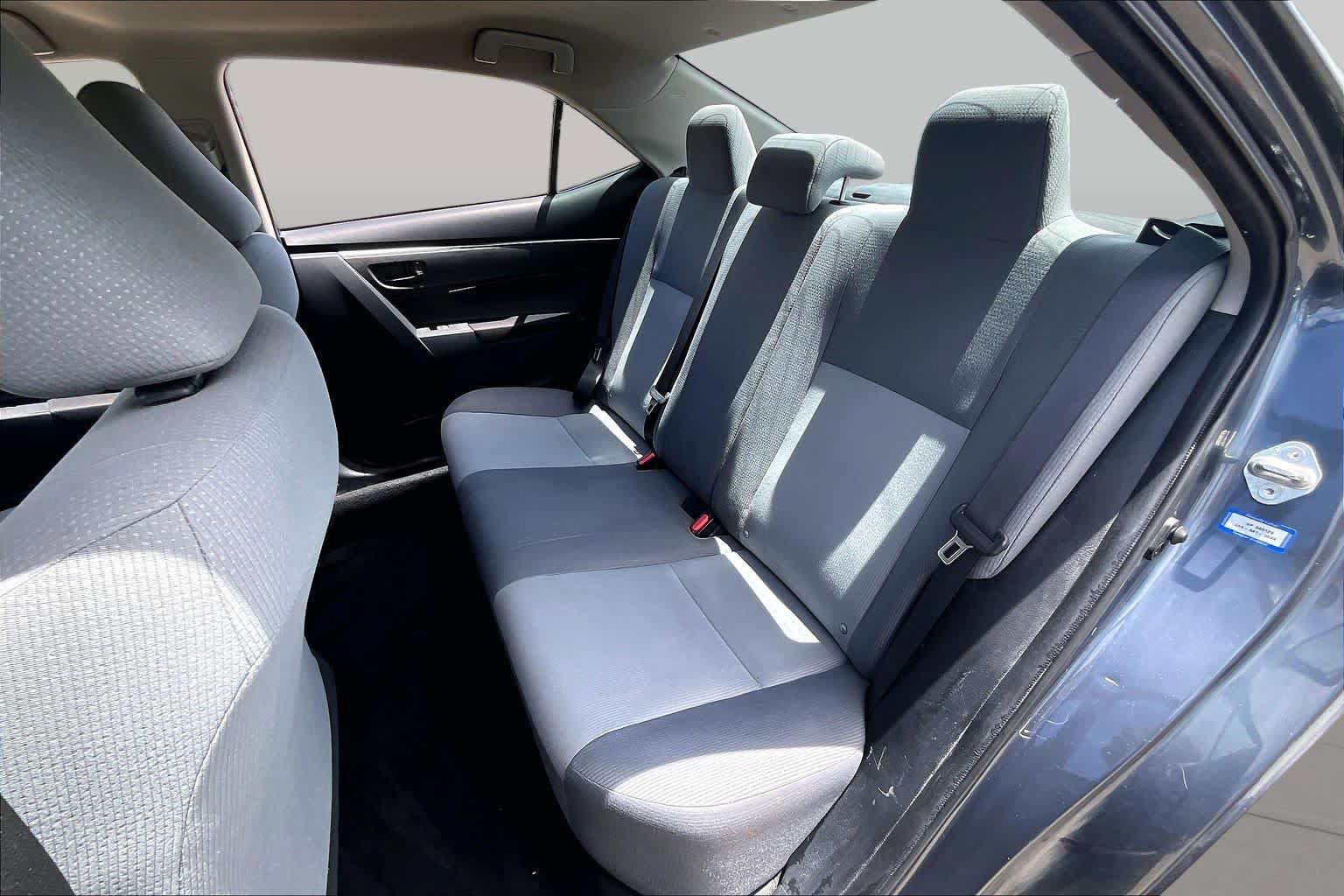 Used 2014 Toyota Corolla L FWD image 18