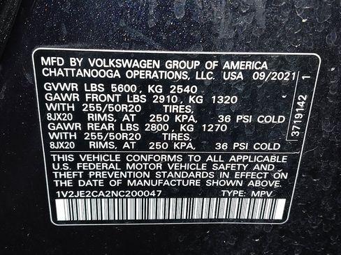 Used 2022 Volkswagen Atlas Cross Sport SE FWD image 33