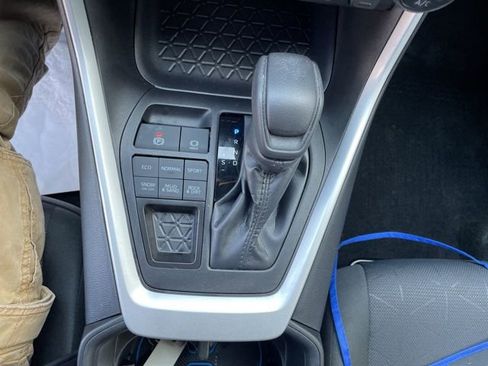 Used 2025 Toyota RAV4 XLE w/ Convenience Package AWD/4WD image 14