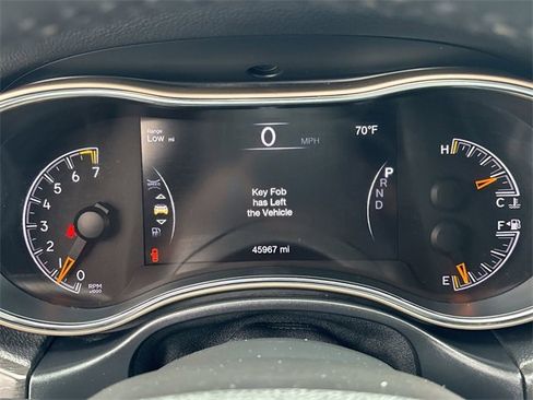 Used 2017 Jeep Grand Cherokee Laredo w/ Quick Order Package 23E image 29