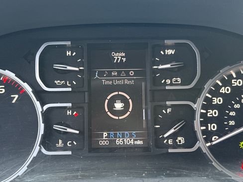 Used 2021 Toyota Tundra SR5 w/ SR5 Leather Package RWD image 17