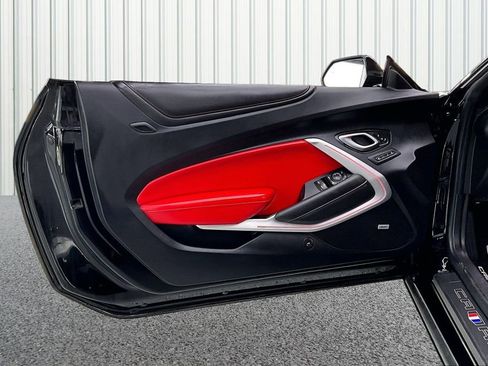 Used 2018 Chevrolet Camaro SS RWD image 20