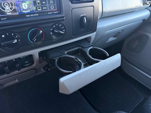 Used 2006 Ford F350 XLT AWD/4WD image 27