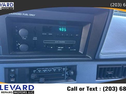 Used 1995 Oldsmobile Cutlass Ciera SL FWD image 14