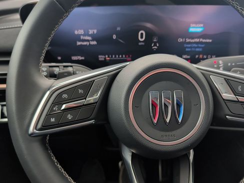 Certified 2025 Buick Envision Sport Touring image 26