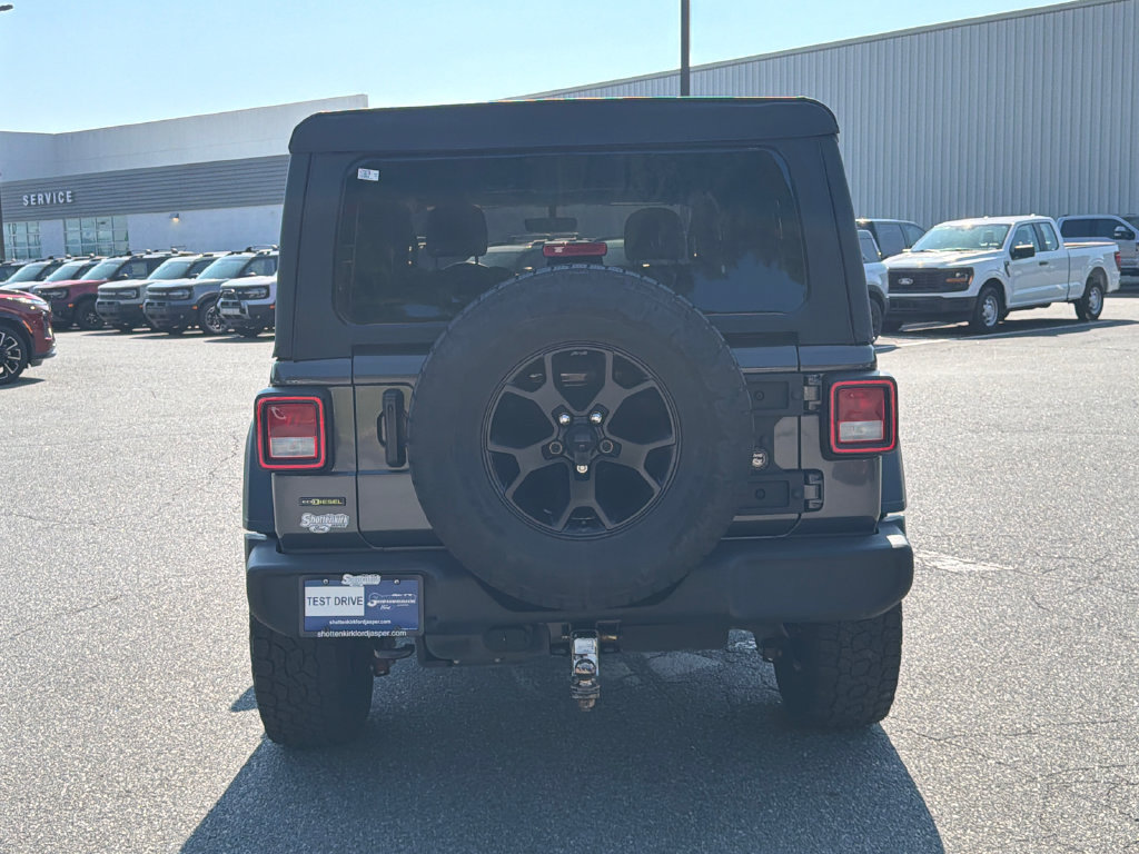 Used 2022 Jeep Wrangler Unlimited Sport AWD/4WD image 6