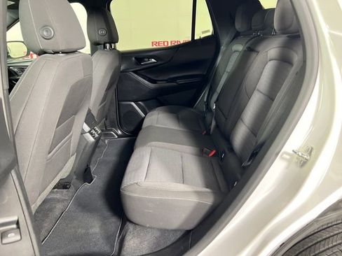 Used 2025 Chevrolet Equinox LT AWD/4WD image 22