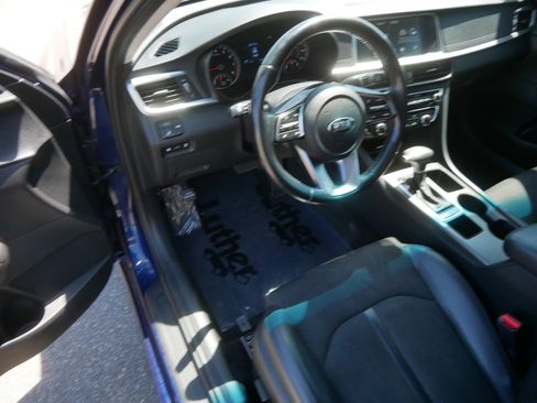 Used 2020 Kia Optima S FWD image 19