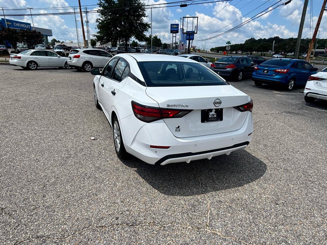 Used 2024 Nissan Sentra S FWD image 27